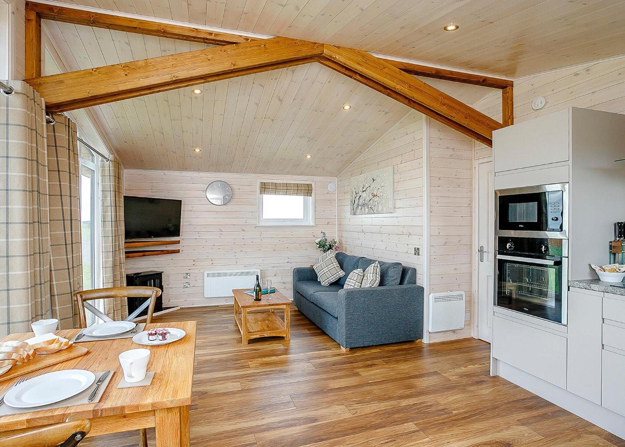 Knights Lodges Newton Solney Exterior photo